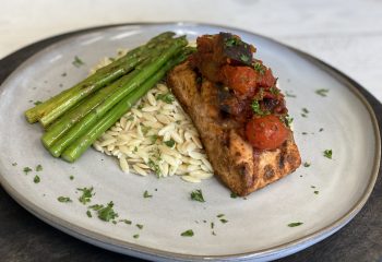 Salmon Puttanesca - Lean